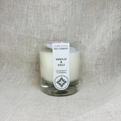 Soy Candle "Vanilla & Wood" - warm fragrance with gentle depth