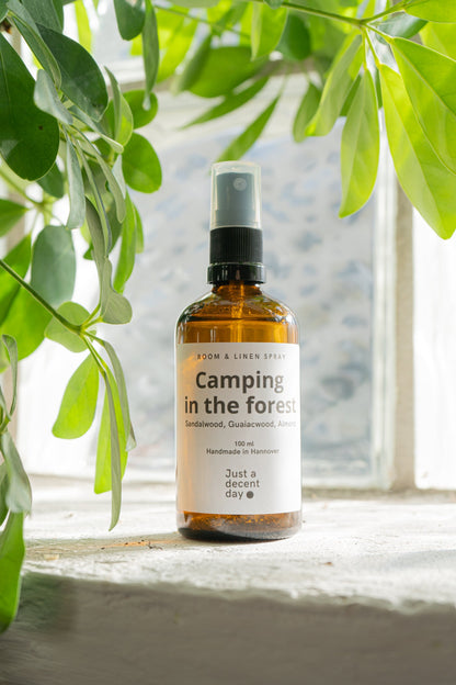 Camping in the Forest – Room & Linen Spray mit warmer Waldatmosphäre