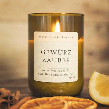 Spice Magic Scented Candle – Spicy Warmth & Winter Magic