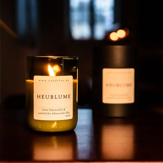 Hay Flower Scented Candle – Natural Fragrance, Herb Meadow & Calm