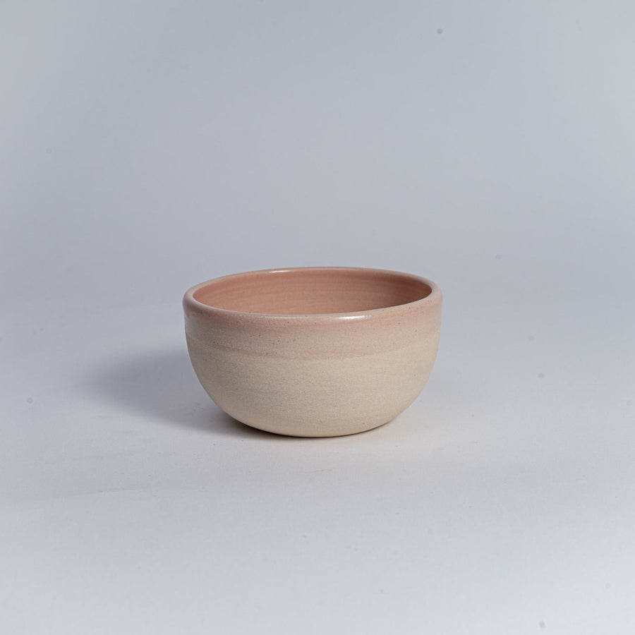 Mura Mura KUMO Flat White Tasse Altrosa aus handgemachter Keramik