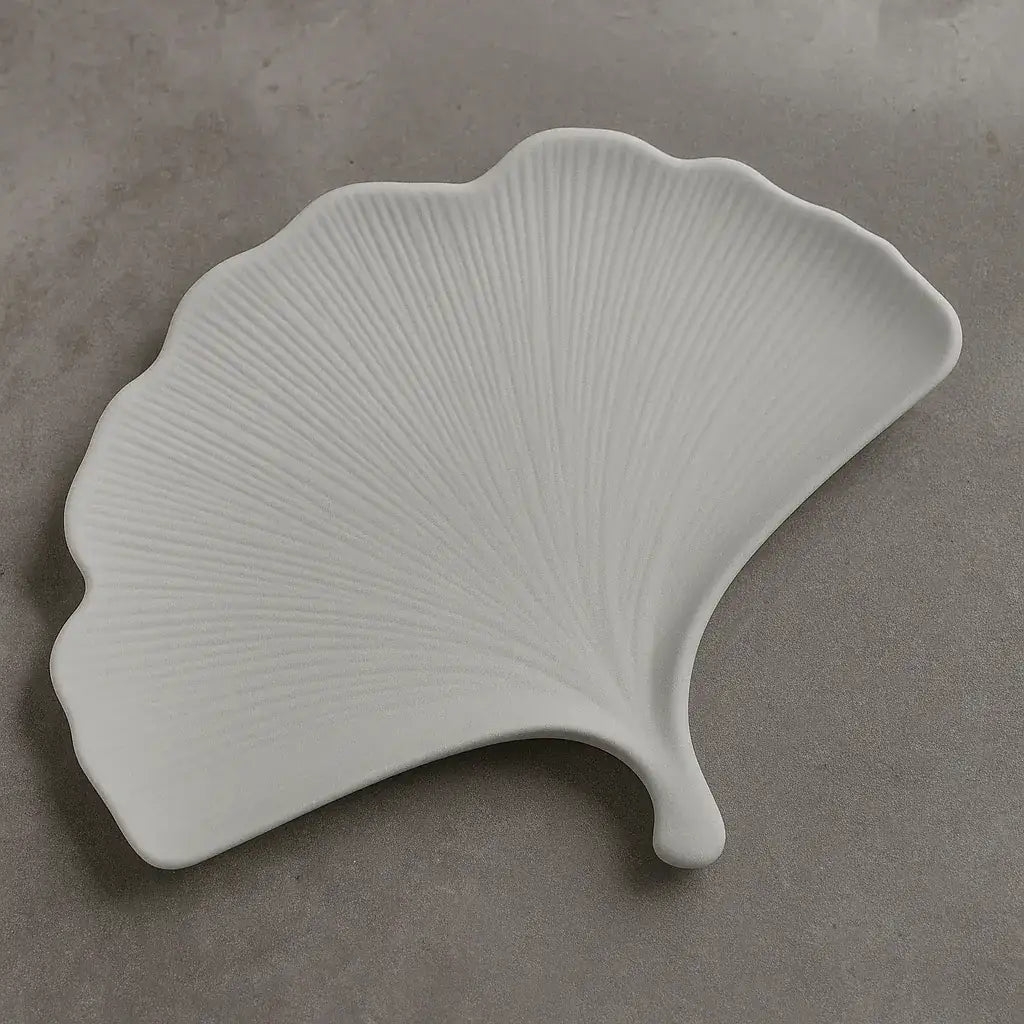Handgemachte Ginkgoblatt-Dekoration – Symbolik und Eleganz für dein Zuhause - by SteinKunstWerk | Deko aus nachhaltiger Herstellung