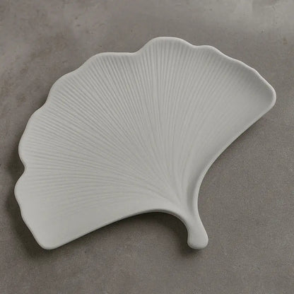 Handgemachte Ginkgoblatt-Dekoration – Symbolik und Eleganz für dein Zuhause - by SteinKunstWerk | Deko aus nachhaltiger Herstellung