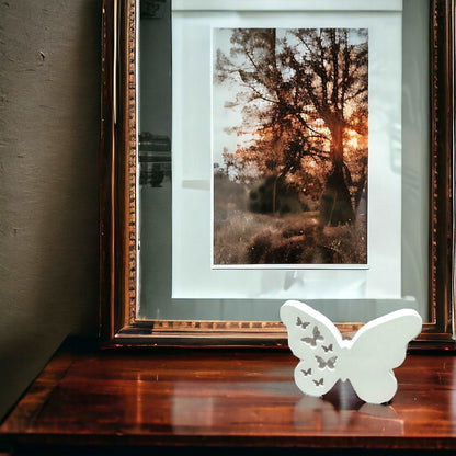 Handgefertigte Schmetterlingsfigur in Wunschfarbe – Frühlingsdeko für dein Zuhause - Stein.Kunst.Werk.