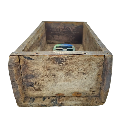 Holzkiste Ziegelform aus Recyclingholz für natürliche Wohnraumdeko
