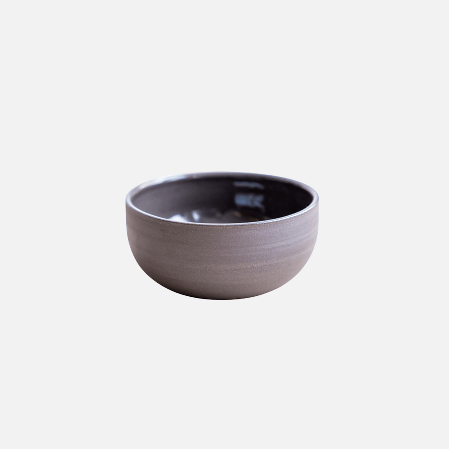 KUMO Flat White Tasse Grau-Schwarz aus handgemachter Keramik
