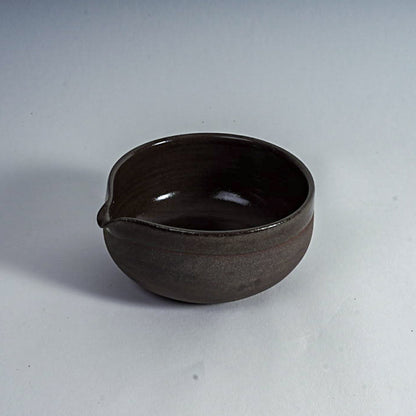 Matcha bundle grey-black – Chawan &amp; broom stand in perfect harmony