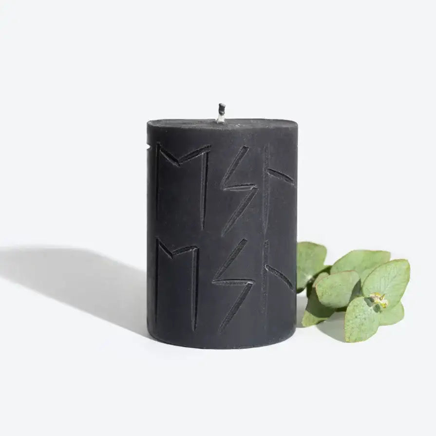 Runenkerze HEL – Transformation und Neubeginn - by SteinKunstWerk | Kerzen aus nachhaltiger Herstellung