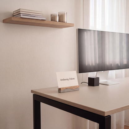 Bannik Design Egersund – Foto- und Kartenhalter aus Beton und Eichenholz, Produktansicht 4